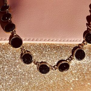 Gold Black Necklace Charming Charlie Excellent Condition